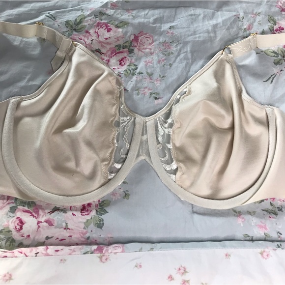 Lilyette 38C By Bali Magnificent Beauty Embellished Minimizer Underwire Bra 0481 - Picture 4 of 6